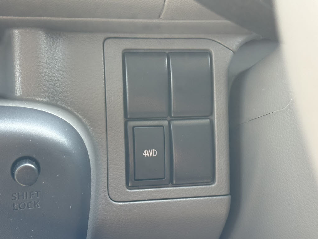 三菱 ミニキャブＶ E