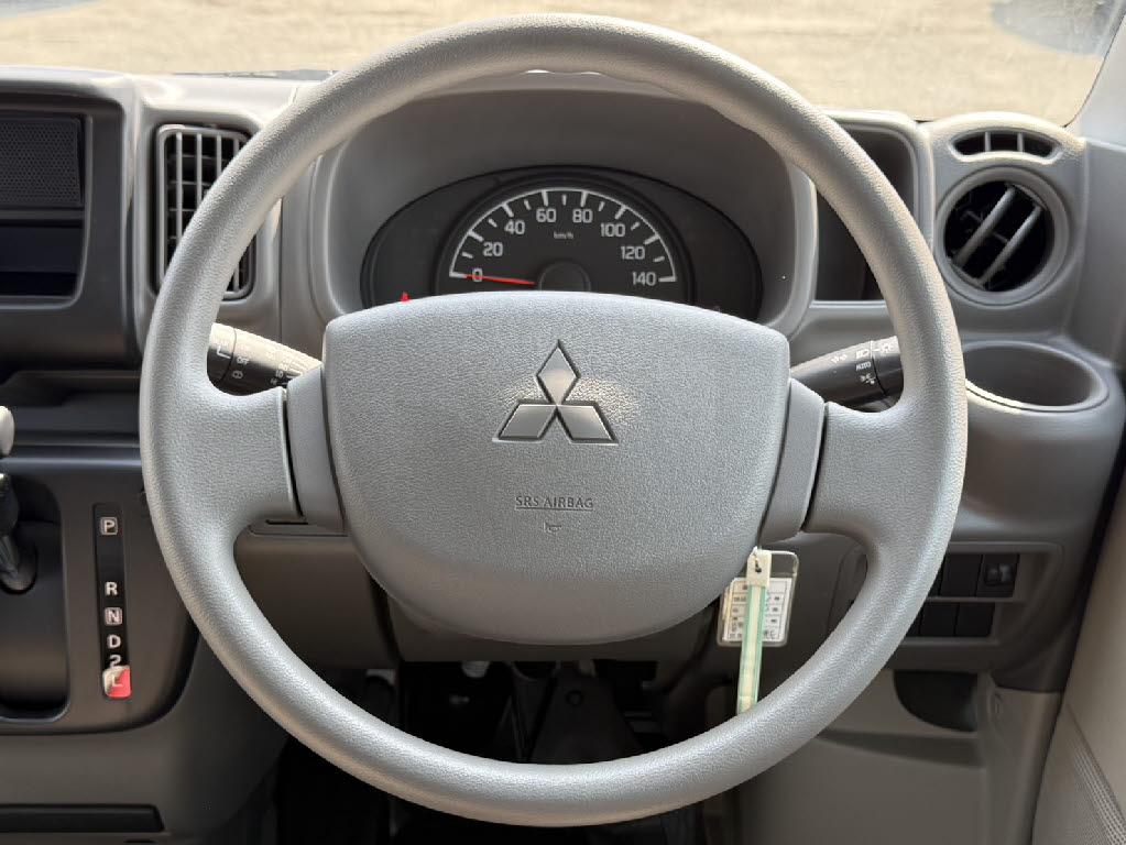 三菱 ミニキャブＶ E