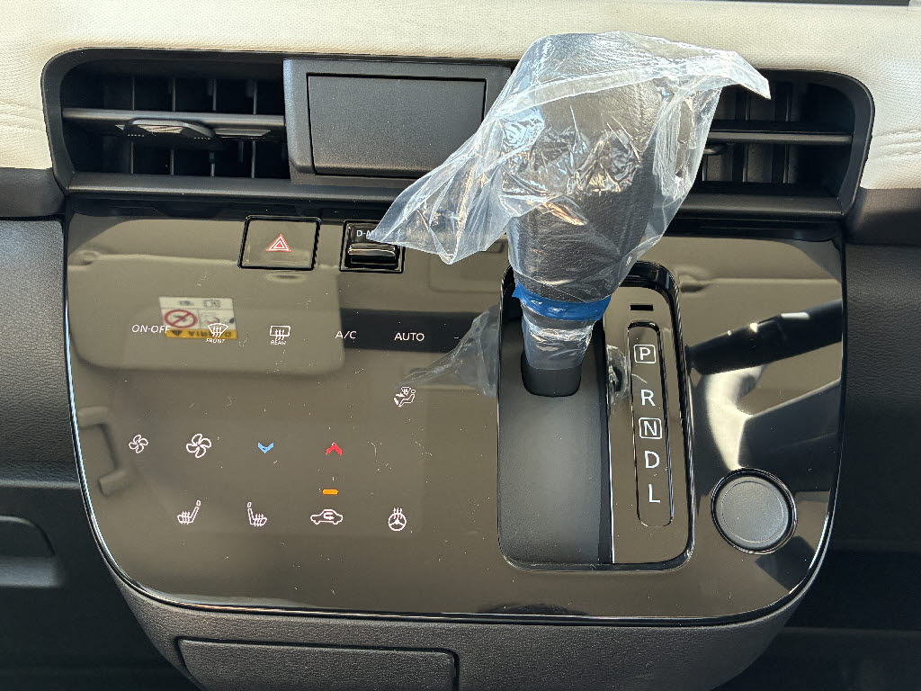 三菱 ｅＫスペース M