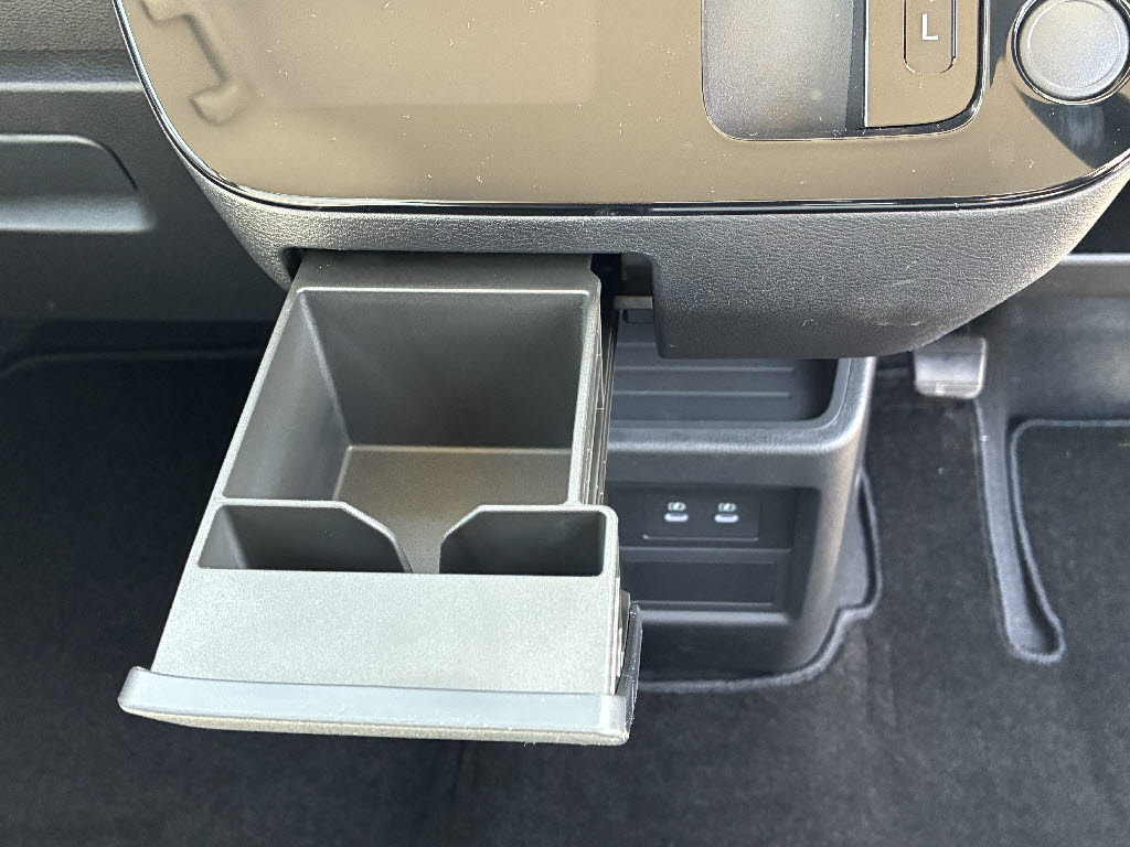 三菱 ｅＫスペース M