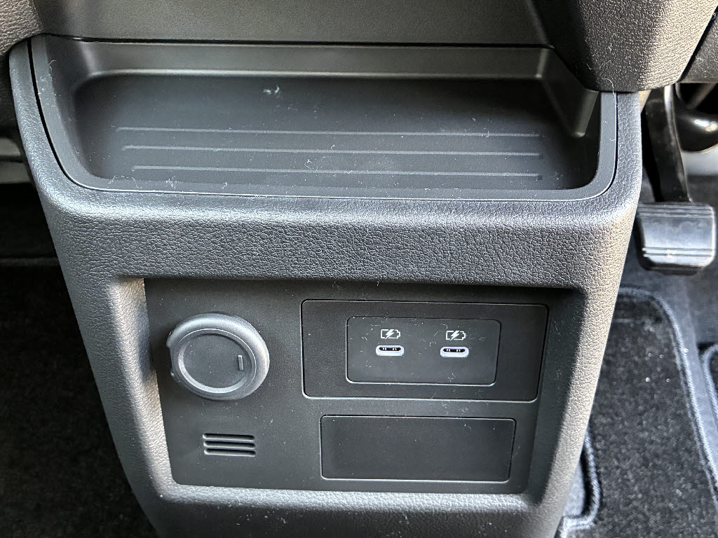 三菱 ｅＫスペース M