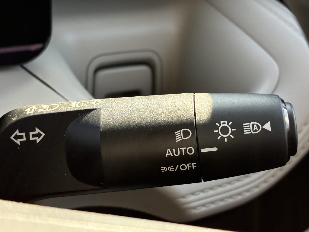 三菱 ｅＫスペース M