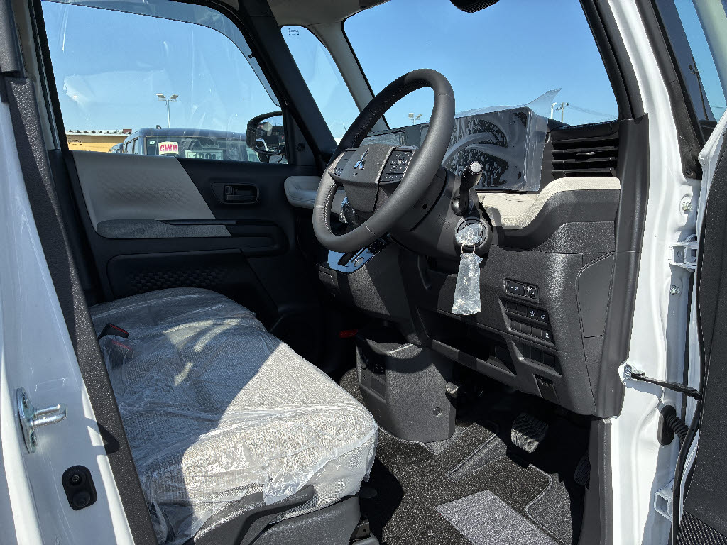 三菱 ｅＫスペース M