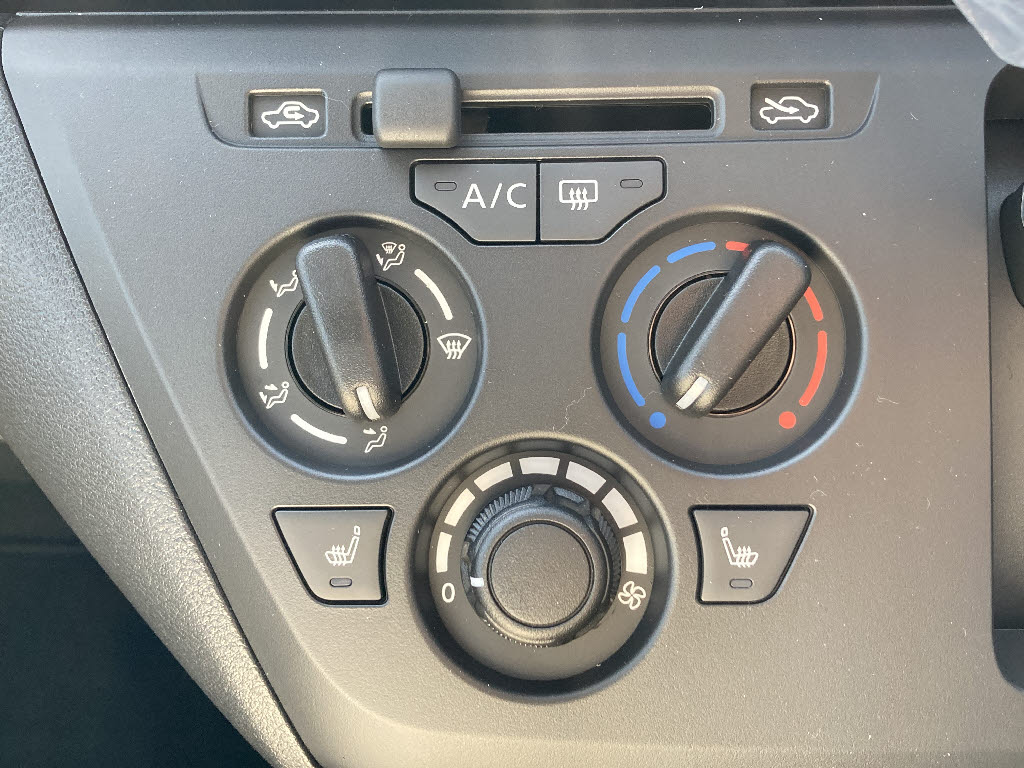 三菱 ｅＫワゴン M