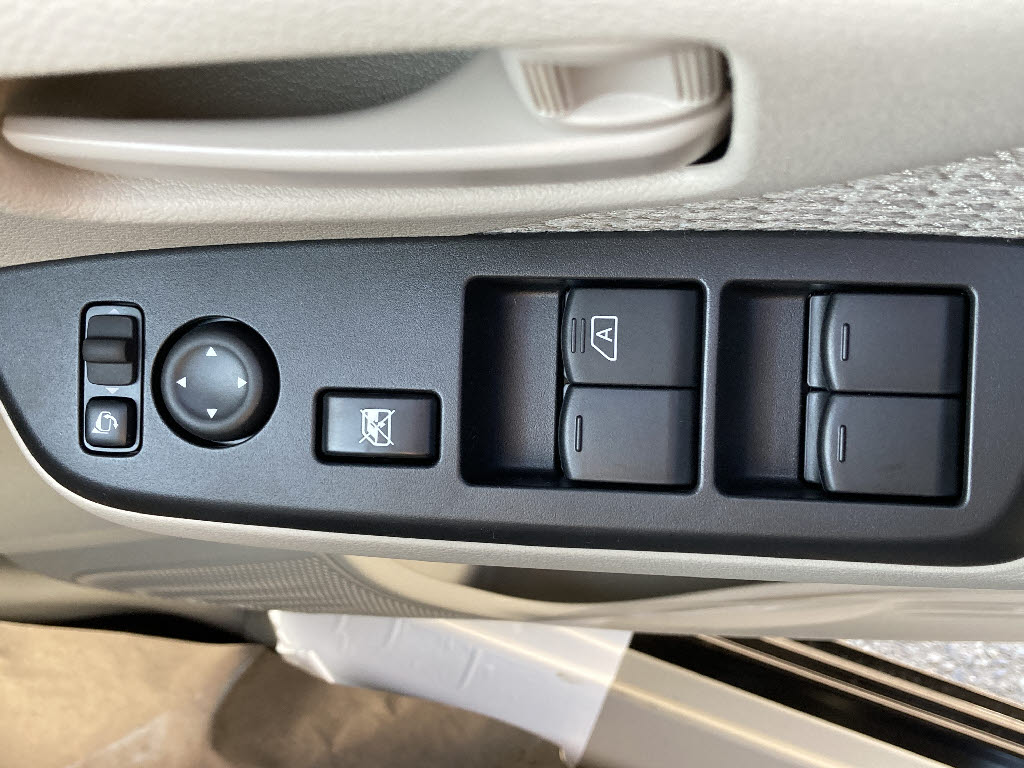 三菱 ｅＫワゴン M