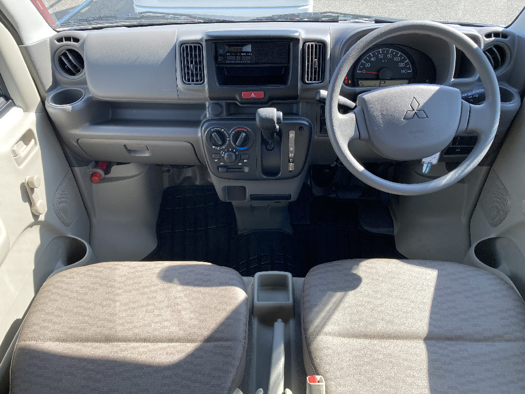 三菱 ミニキャブＶ E