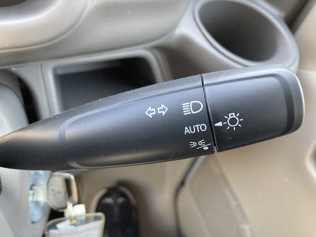 三菱 ミニキャブＶ E