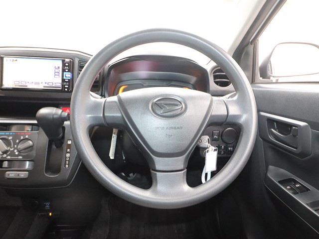 ダイハツ ミライース B SA3