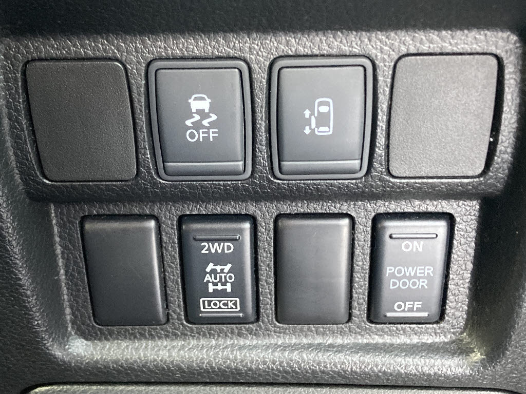 ニッサン エルグランド 4WD 250ﾊｲｳｪｲｽﾀｰS