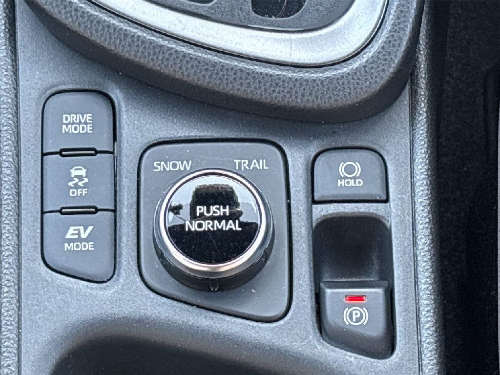 トヨタ ヤリス クロス ﾊｲﾌﾞﾘｯﾄﾞZ 4WD