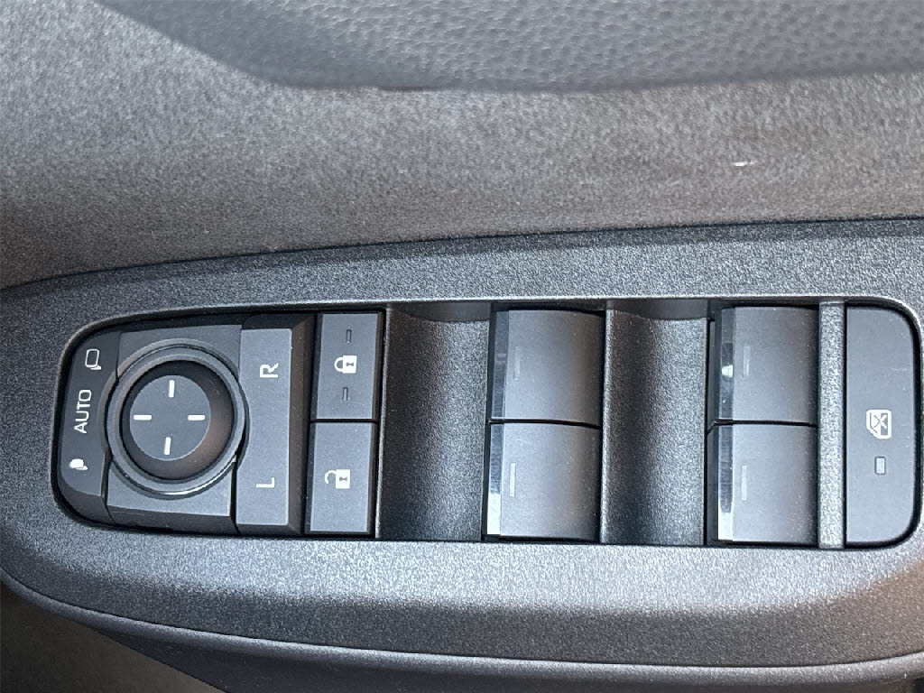 トヨタ ヤリス クロス ﾊｲﾌﾞﾘｯﾄﾞZ 4WD