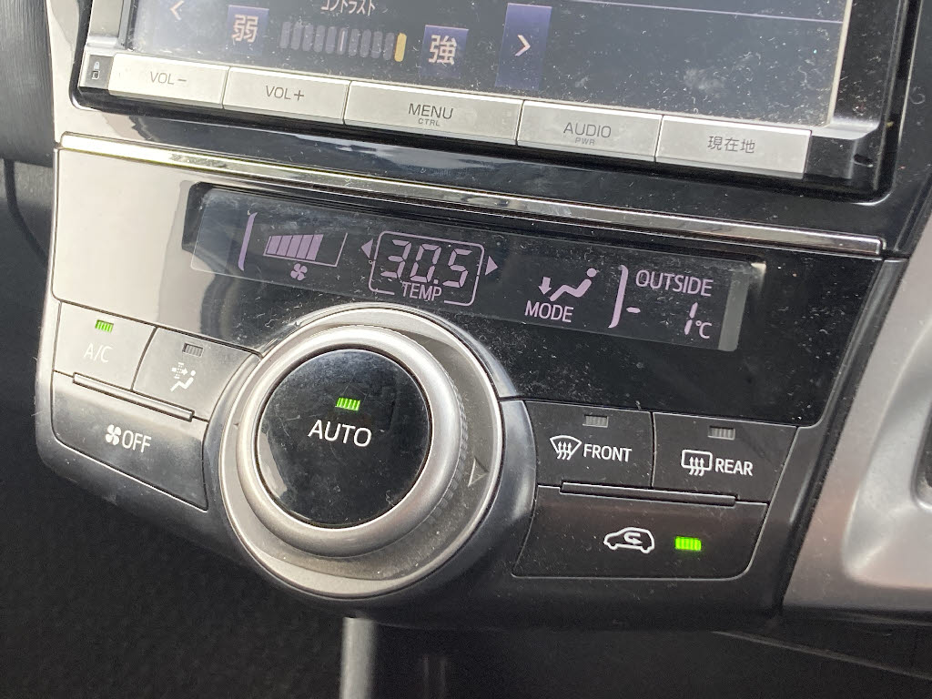 トヨタ プリウスアルファ Sツーリングセレクション