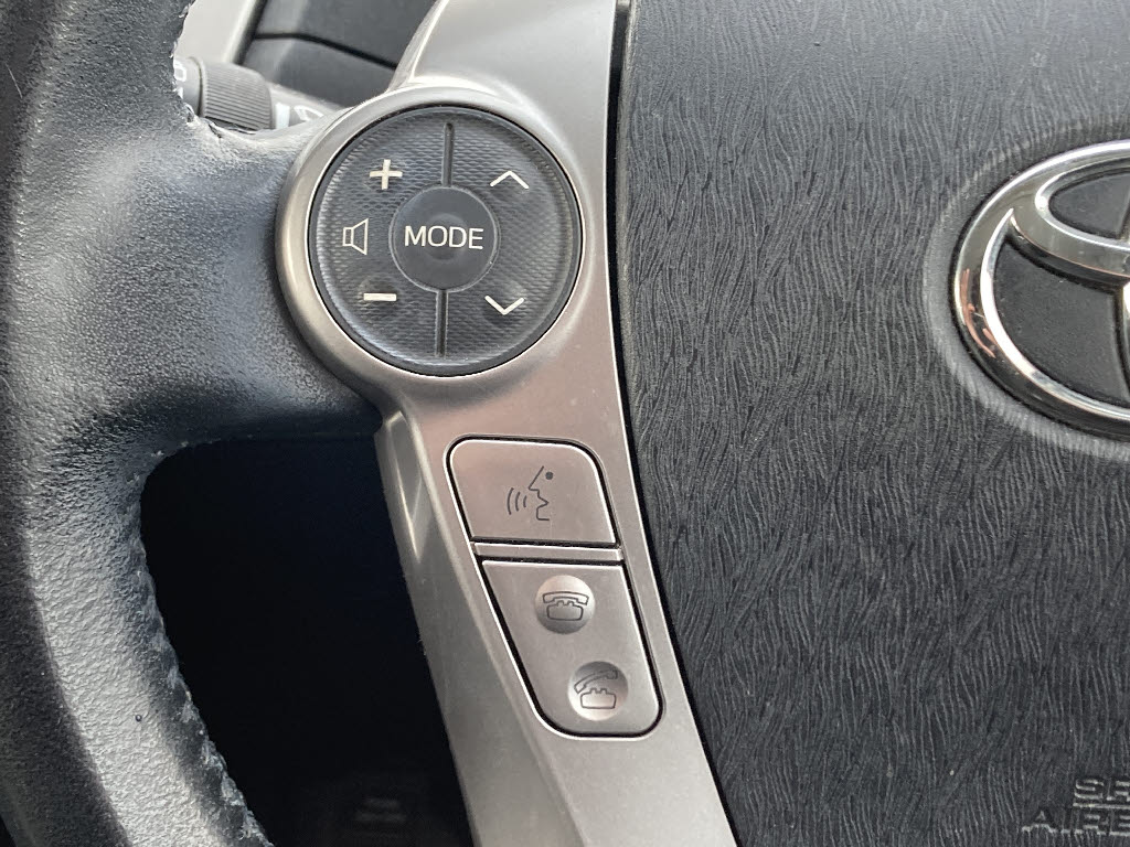 トヨタ プリウスアルファ Sツーリングセレクション