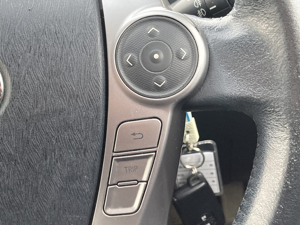 トヨタ プリウスアルファ Sツーリングセレクション