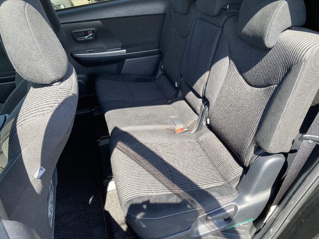 トヨタ プリウスアルファ Sツーリングセレクション