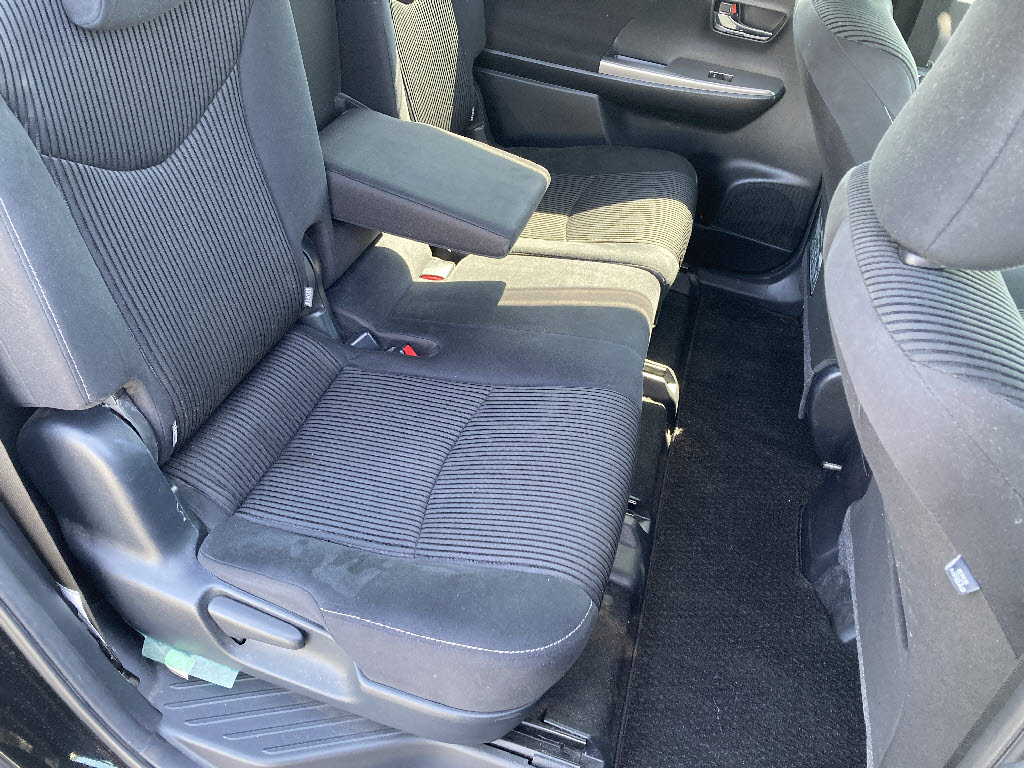 トヨタ プリウスアルファ Sツーリングセレクション