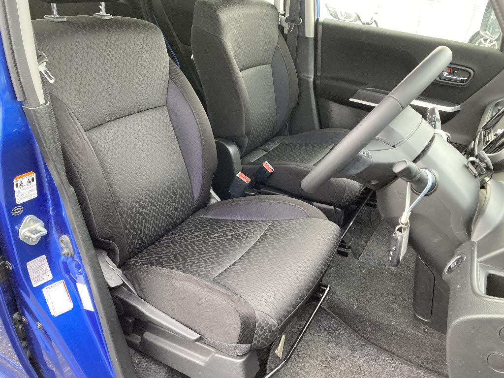 スズキ ｿﾘｵﾊﾞﾝﾃﾞｨｯﾄ 4WD ﾊｲﾌﾞﾘｯﾄﾞMV