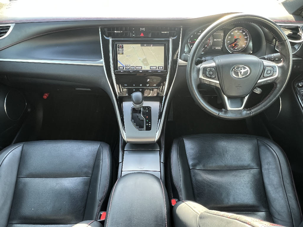 トヨタ ハリアー ﾌﾟﾚﾐｱﾑﾒﾀﾙ&ﾚｻﾞｰﾊﾟｯｹｰｼﾞ