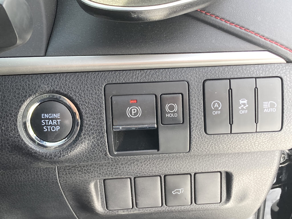 トヨタ ハリアー ﾌﾟﾚﾐｱﾑﾒﾀﾙ&ﾚｻﾞｰﾊﾟｯｹｰｼﾞ