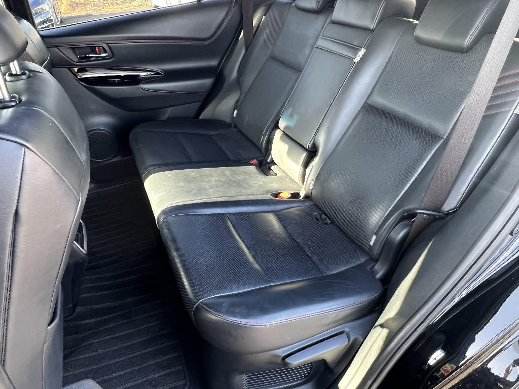 トヨタ ハリアー ﾌﾟﾚﾐｱﾑﾒﾀﾙ&ﾚｻﾞｰﾊﾟｯｹｰｼﾞ