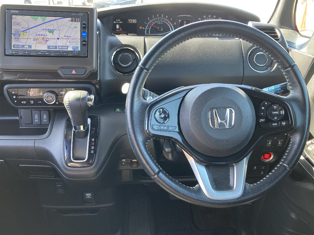 ホンダ Ｎ　ＢＯＸカスタム 4WD G Lﾀｰﾎﾞﾎﾝﾀﾞｾﾝｼﾝｸﾞ