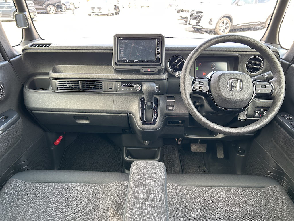 ホンダ Ｎ　ＢＯＸカスタム 4WD ﾍﾞｰｽｸﾞﾚｰﾄﾞ