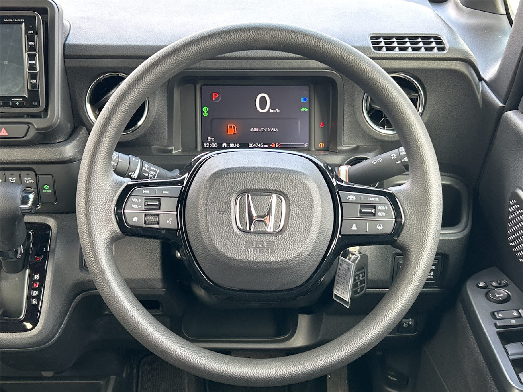 ホンダ Ｎ　ＢＯＸカスタム 4WD ﾍﾞｰｽｸﾞﾚｰﾄﾞ