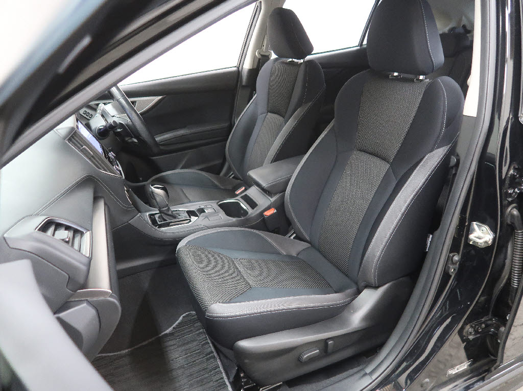 スバル インプレッサスポーツ 2.0I-Sアイサイト