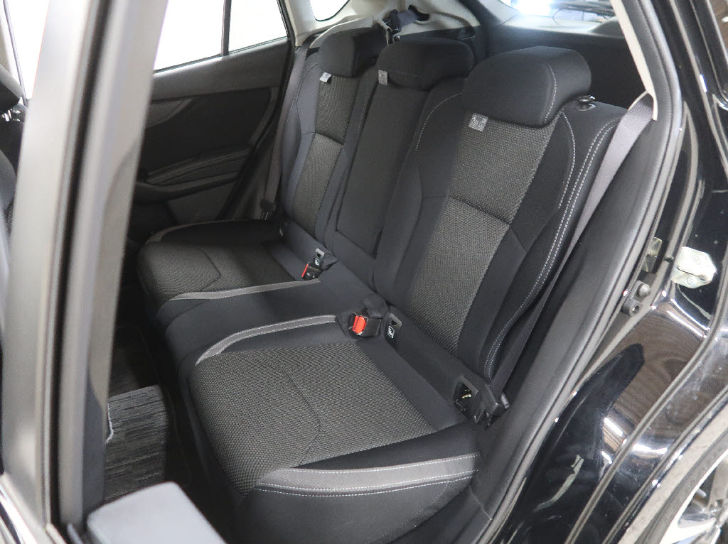 スバル インプレッサスポーツ 2.0I-Sアイサイト