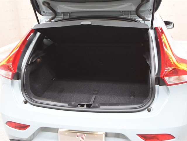 ボルボ ボルボ Ｖ４０ T2 ｷﾈﾃｨｯｸ