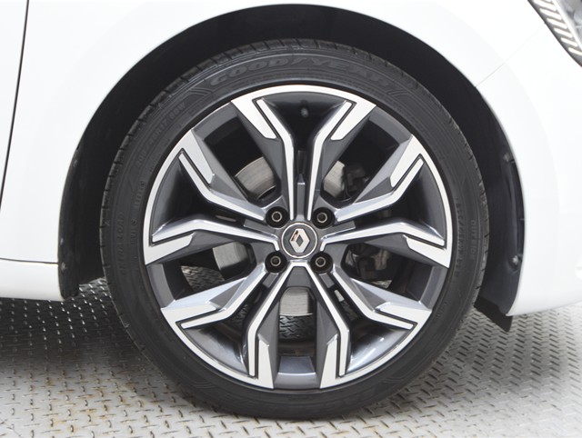 ルノー ルノー ルーテシア インテンス