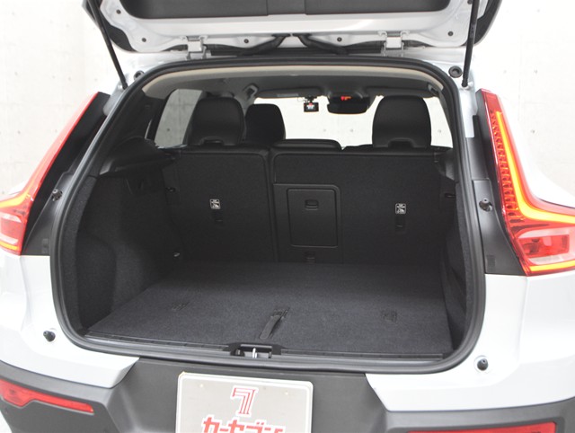 ボルボ ボルボ ＸＣ４０ T4 ﾓﾒﾝﾀﾑ