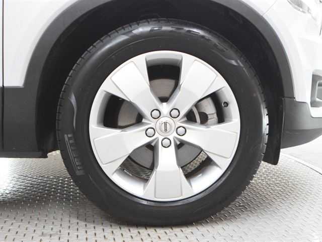 ボルボ ボルボ ＸＣ４０ T4 ﾓﾒﾝﾀﾑ