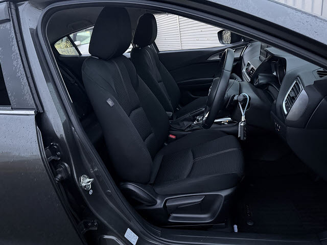 マツダ アクセラ １５Ｓプロアクティブ