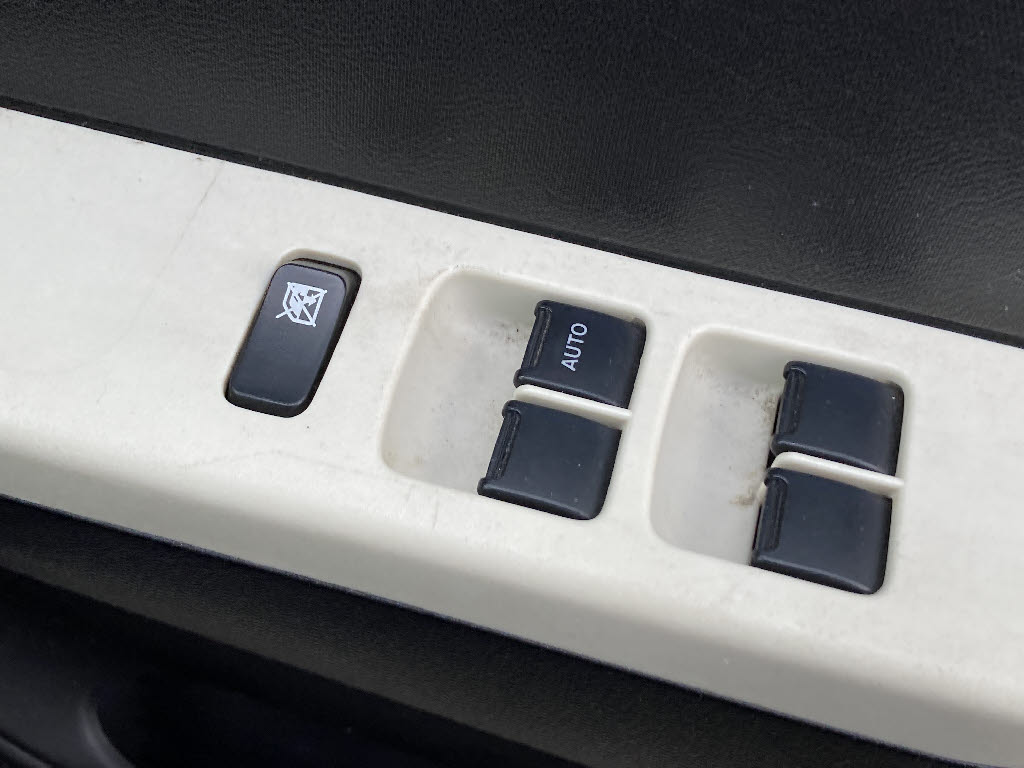 スズキ アルト L 4WD