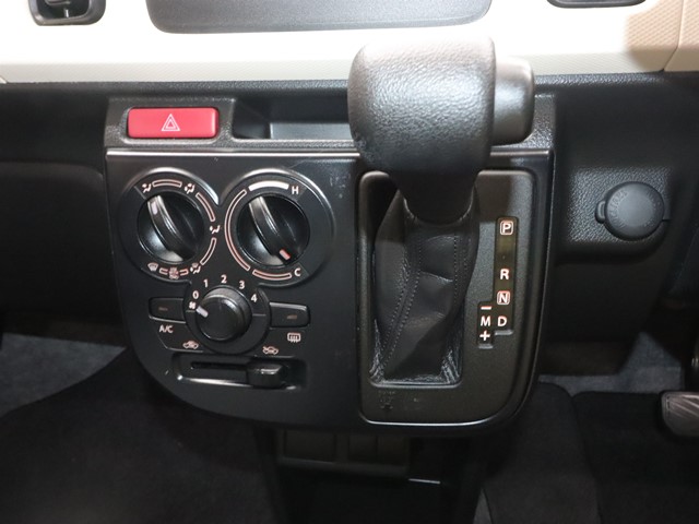 スズキ アルト Ｆ