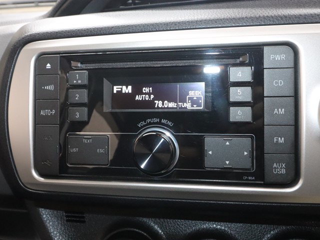 トヨタ ヴィッツ Ｆ