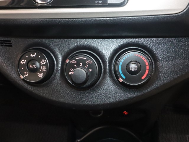 トヨタ ヴィッツ Ｆ