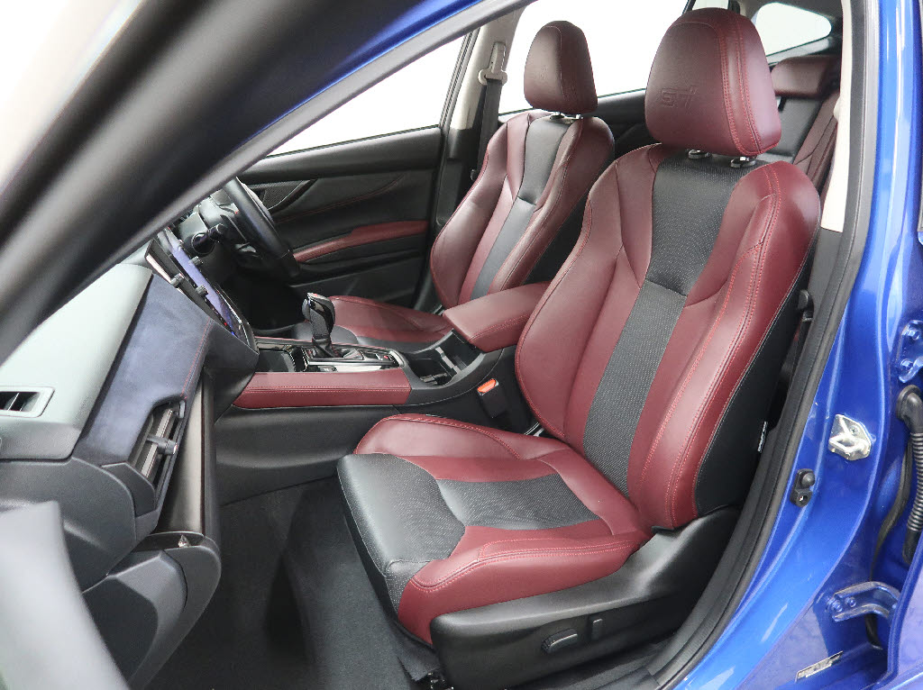 スバル レヴォーグ STIｽﾎﾟｰﾂ EX