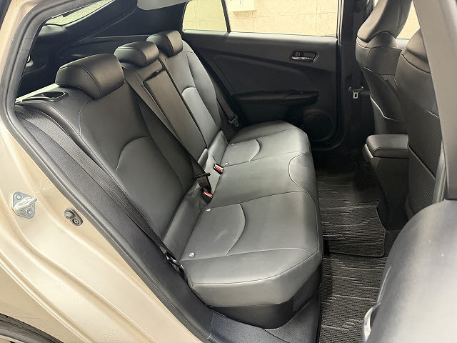 トヨタ プリウス Ａツーリングセレクション