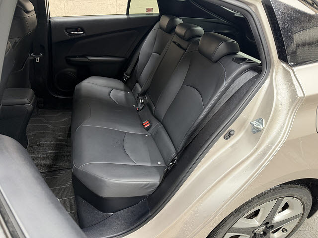 トヨタ プリウス Ａツーリングセレクション