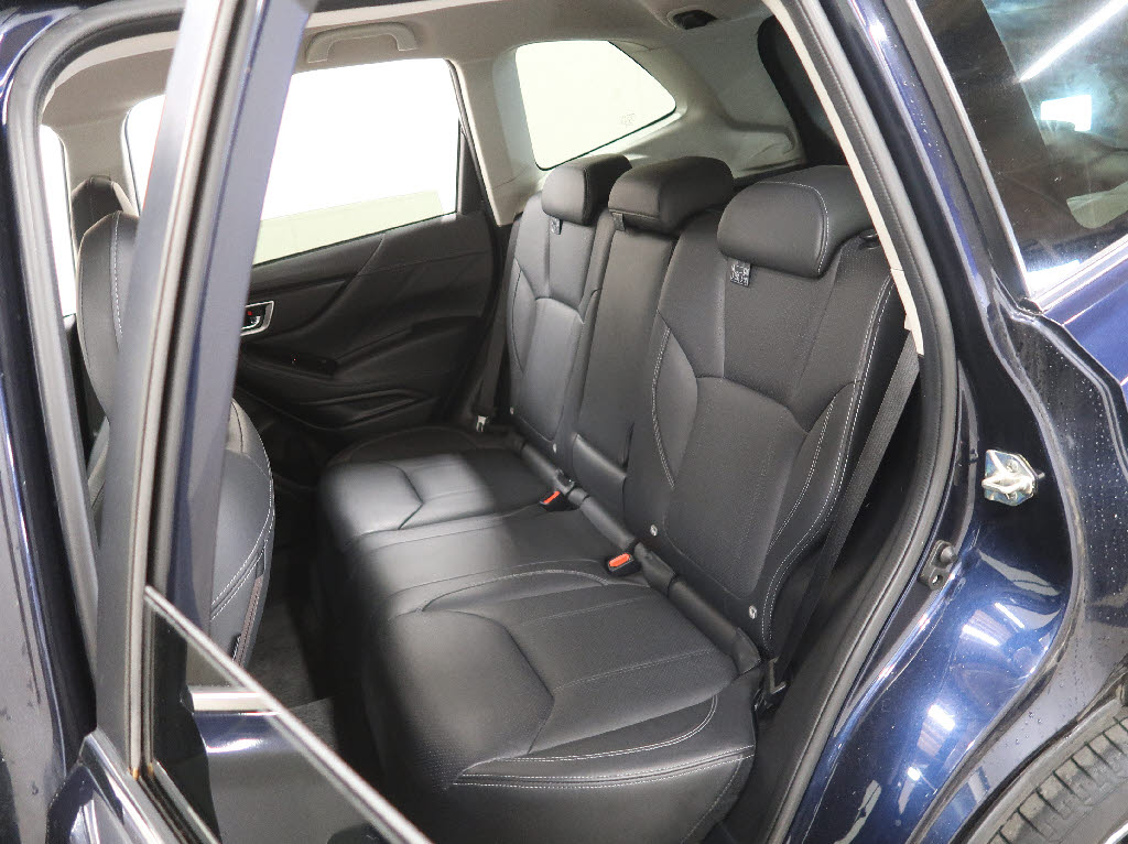 スバル フォレスター プレミアム