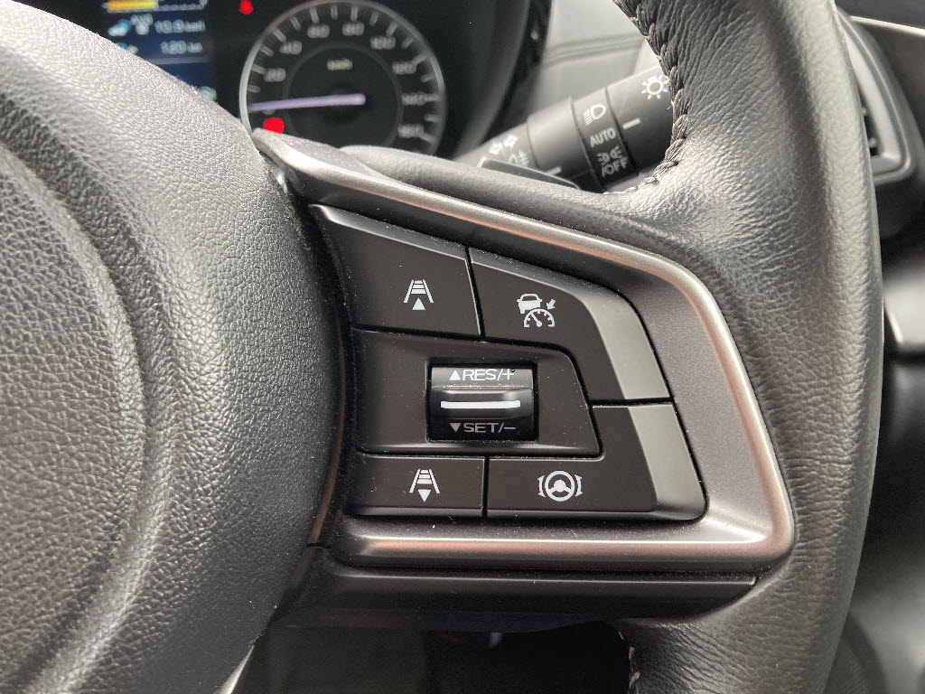 スバル インプレッサスポーツ 1.6i-Sｱｲｻｲﾄｱｸｾﾝﾄﾌﾞﾗｯｸ 4WD