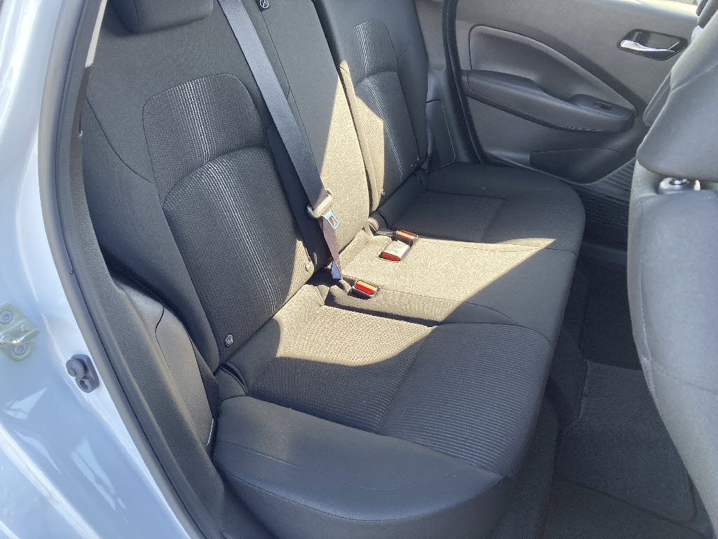 ニッサン ノート X FOUR 4WD