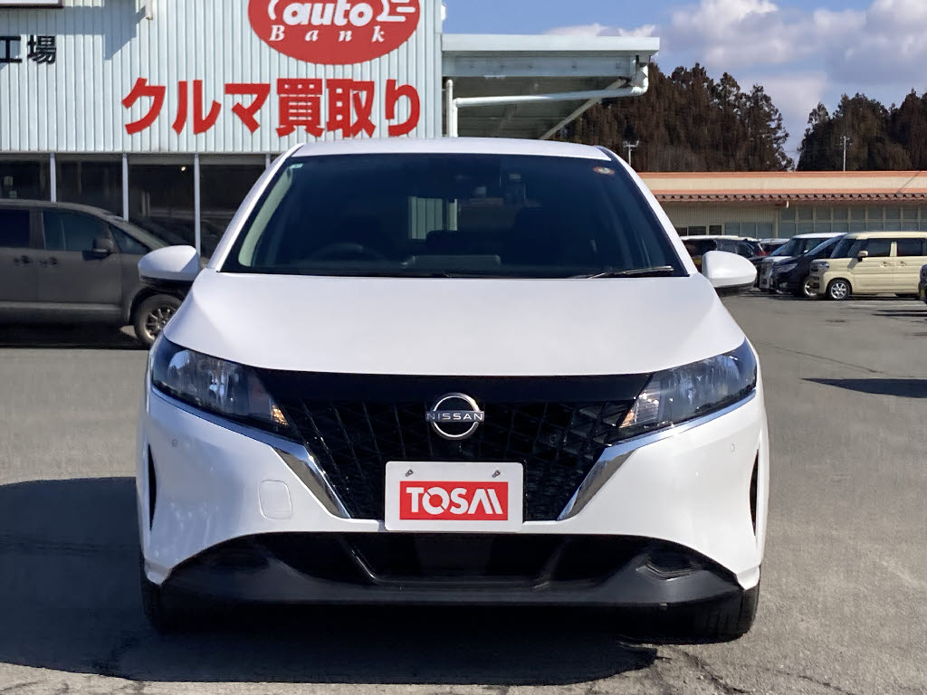 ニッサン ノート X FOUR 4WD