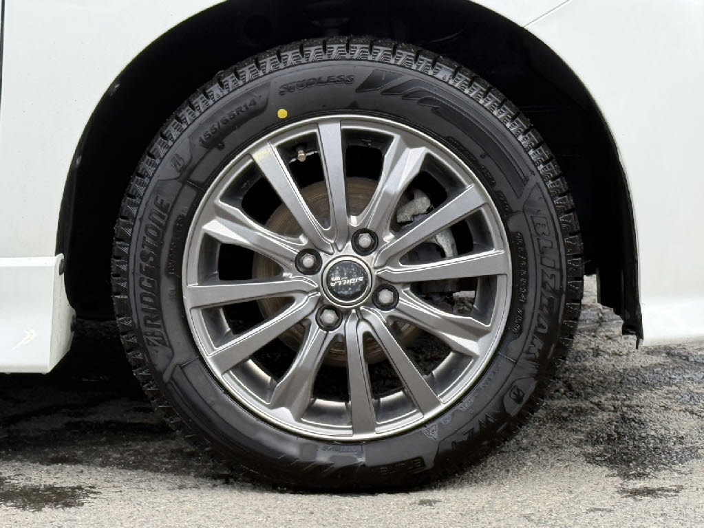 マツダ フレア ﾊｲﾌﾞﾘｯﾄﾞXG 4WD