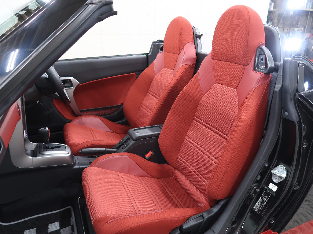 ダイハツ コペン ローブ