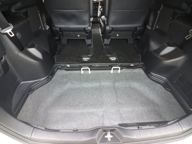 トヨタ ノア Si ﾀﾞﾌﾞﾙﾊﾞｲﾋﾞｰ2