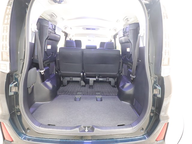 トヨタ ヴォクシー ZS煌