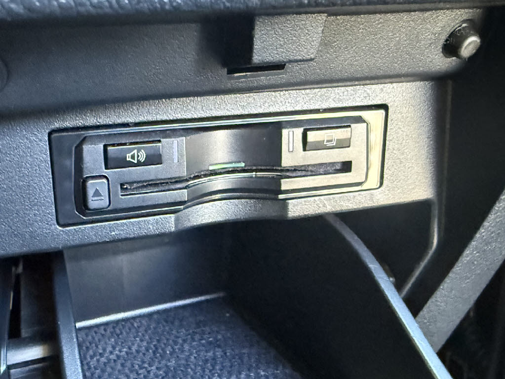 トヨタ ｳﾞｪﾙﾌｧｲｱﾊｲﾌﾞﾘｯﾄﾞ ZR